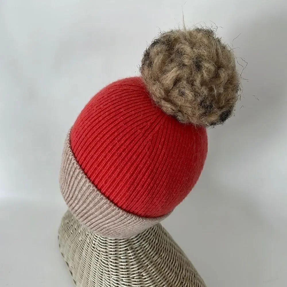 Anthropologie Norla Canada Pom Pom knit hat Pink